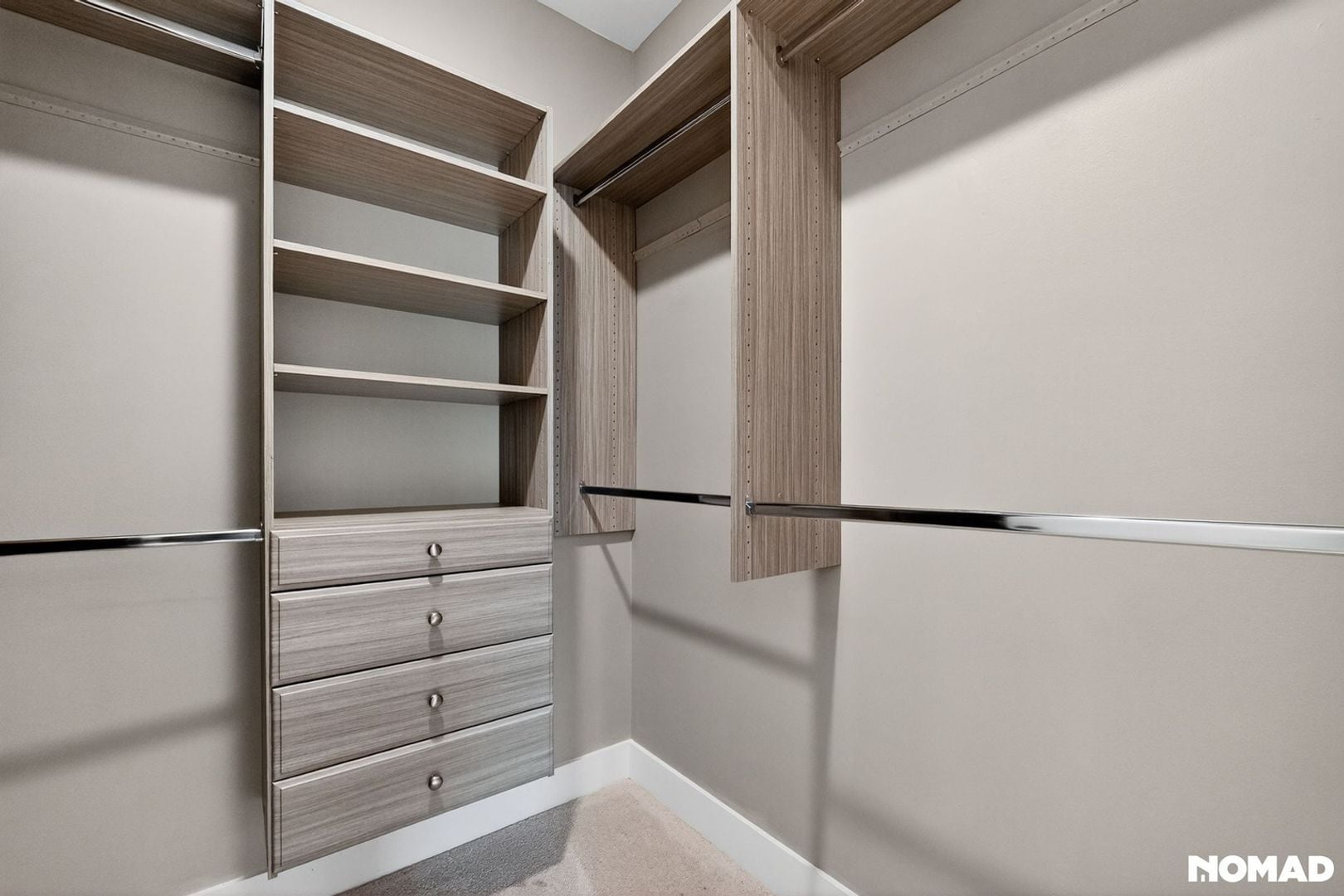 Building Photo - 215 Freeland Ln