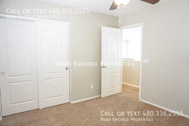 Building Photo - 2892 W Angel Way