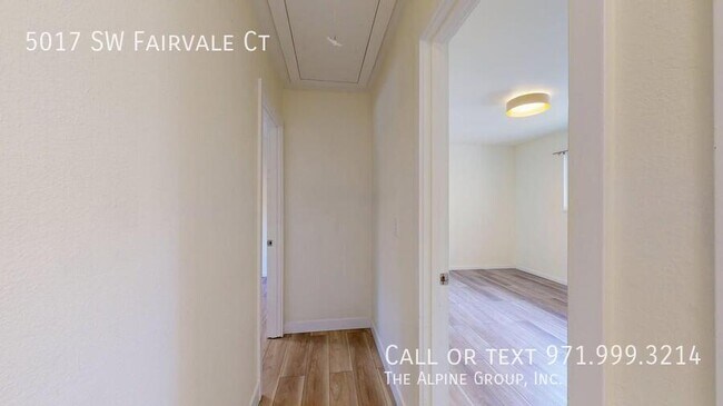 Building Photo - 5017 SW Fairvale Ct