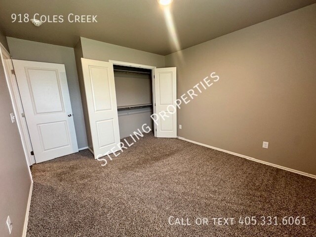 Building Photo - 918 Coles Creek