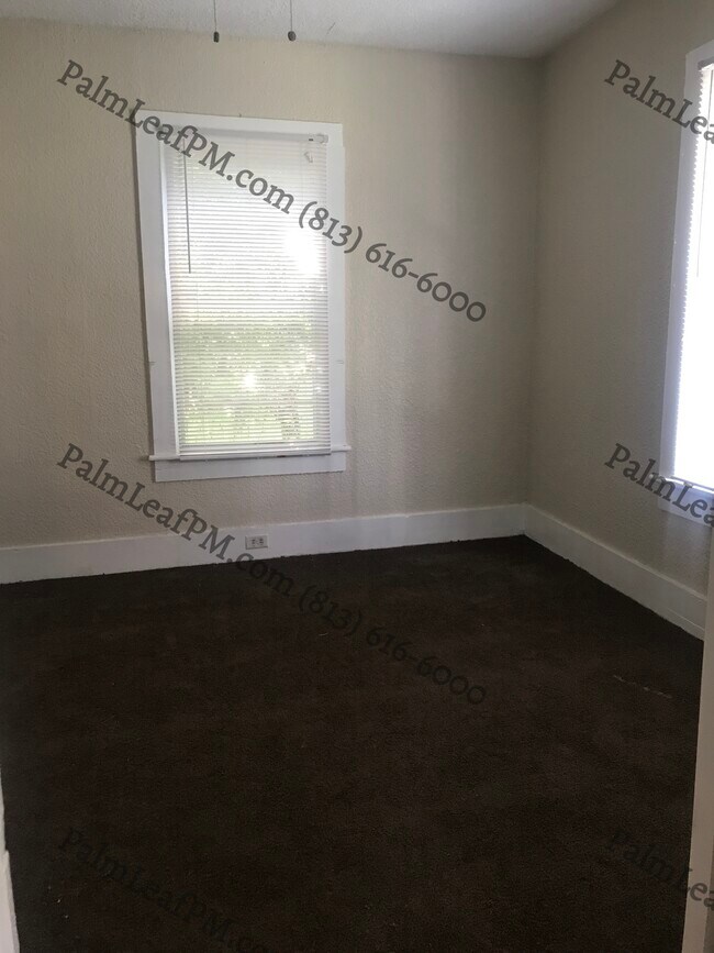 Building Photo - 1818 W 4th St