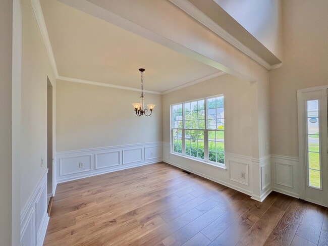 Building Photo - 9148 Hillston Ridge Rd