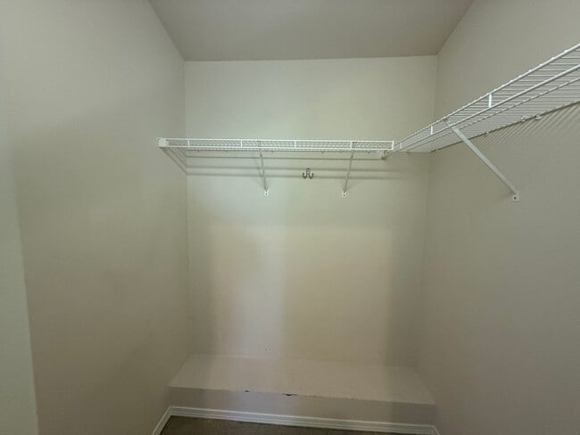 Building Photo - Greenlake Townhome