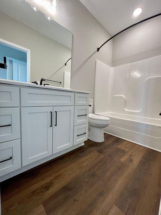 Building Photo - 111 Juniper Path