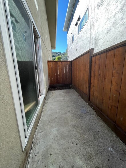 Building Photo - 1205 Geraldine Way