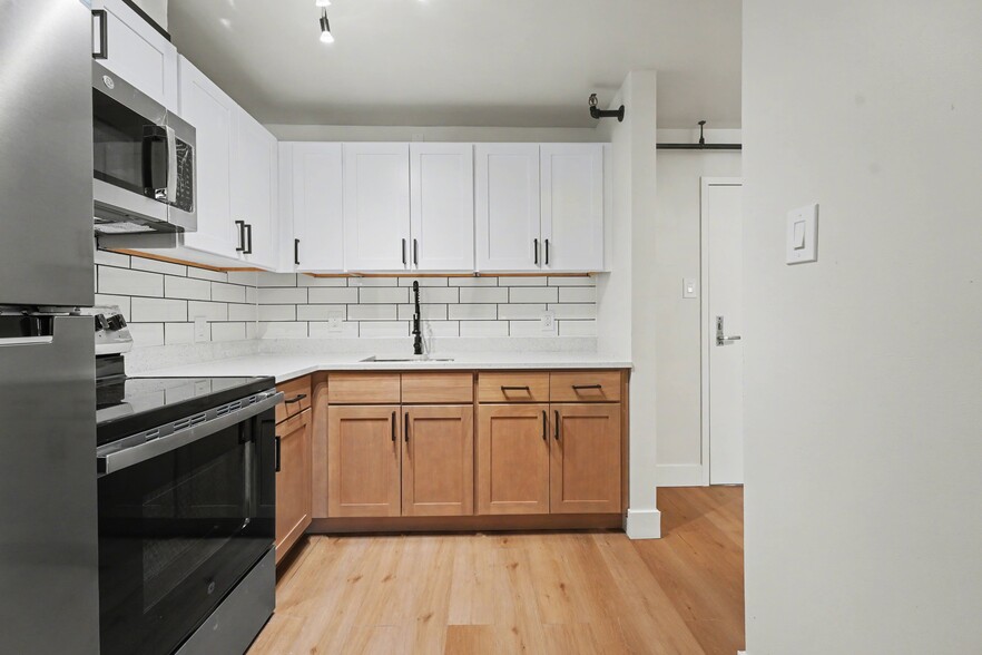 Building Photo - Capitol Crossings