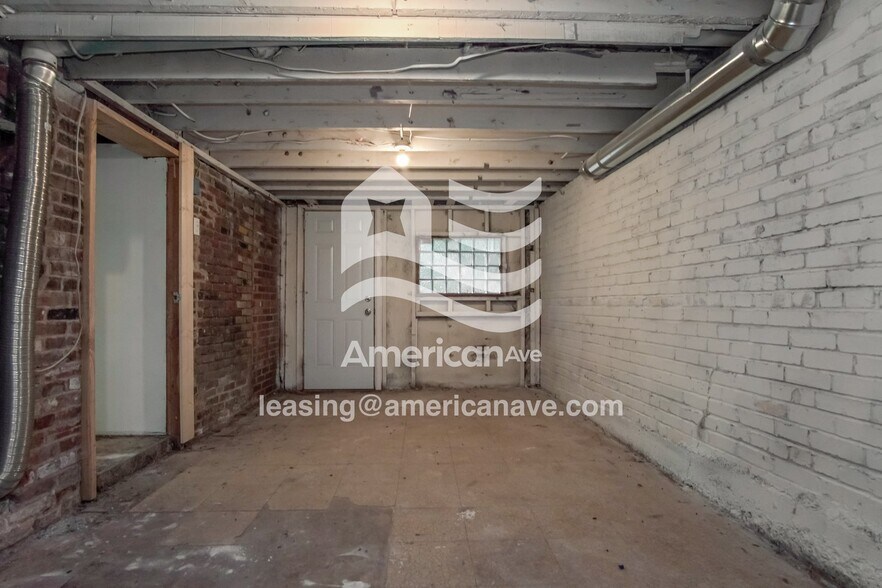 Building Photo - 414 Johnston Rd