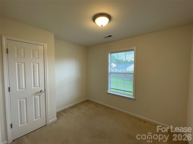 Building Photo - 3005 Lanaken Ln