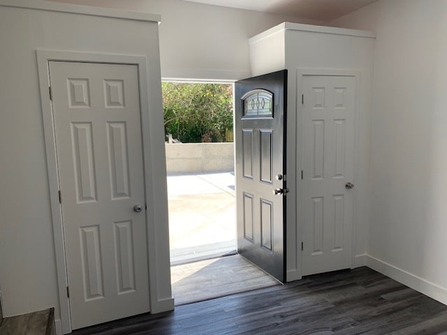 Building Photo - 104 1/2 NW 101st St