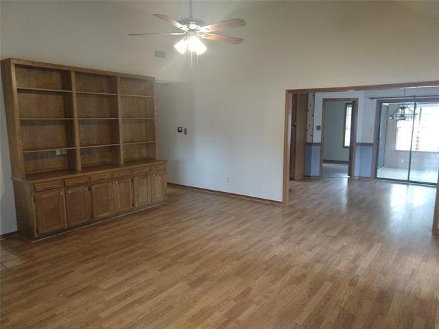 Building Photo - 6218 Paradise Dr