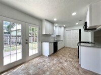 Building Photo - 947 Grand Jct Dr
