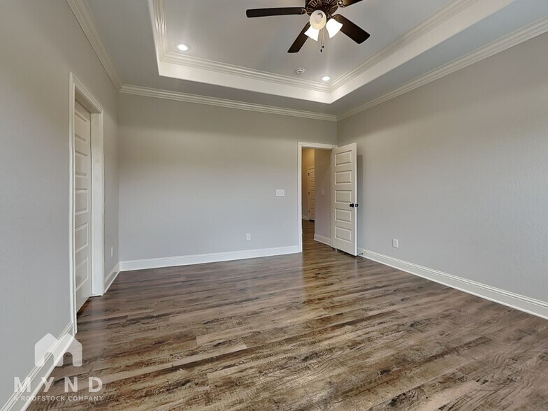 Building Photo - 741 Captain Stockton St