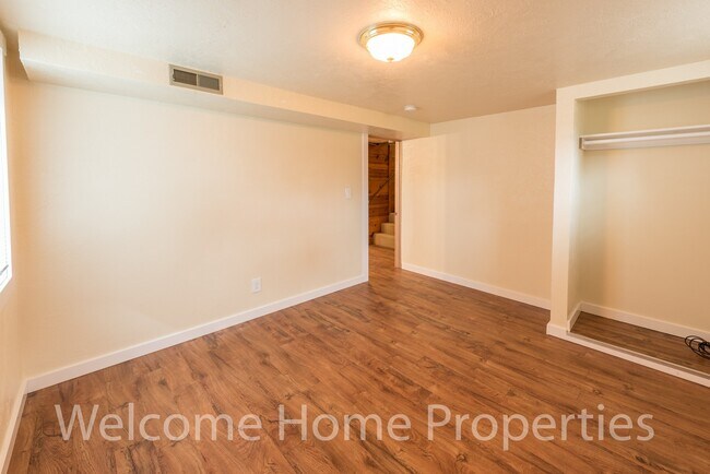 Building Photo - Comfortable Home in Residential Walla Walla
