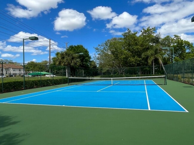 Building Photo - Spacious 2-bed, 1-bath apartment - Ponte Verde at Palm Beach Lakes