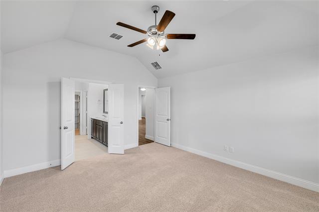 Building Photo - 5909 Lovills Crk St