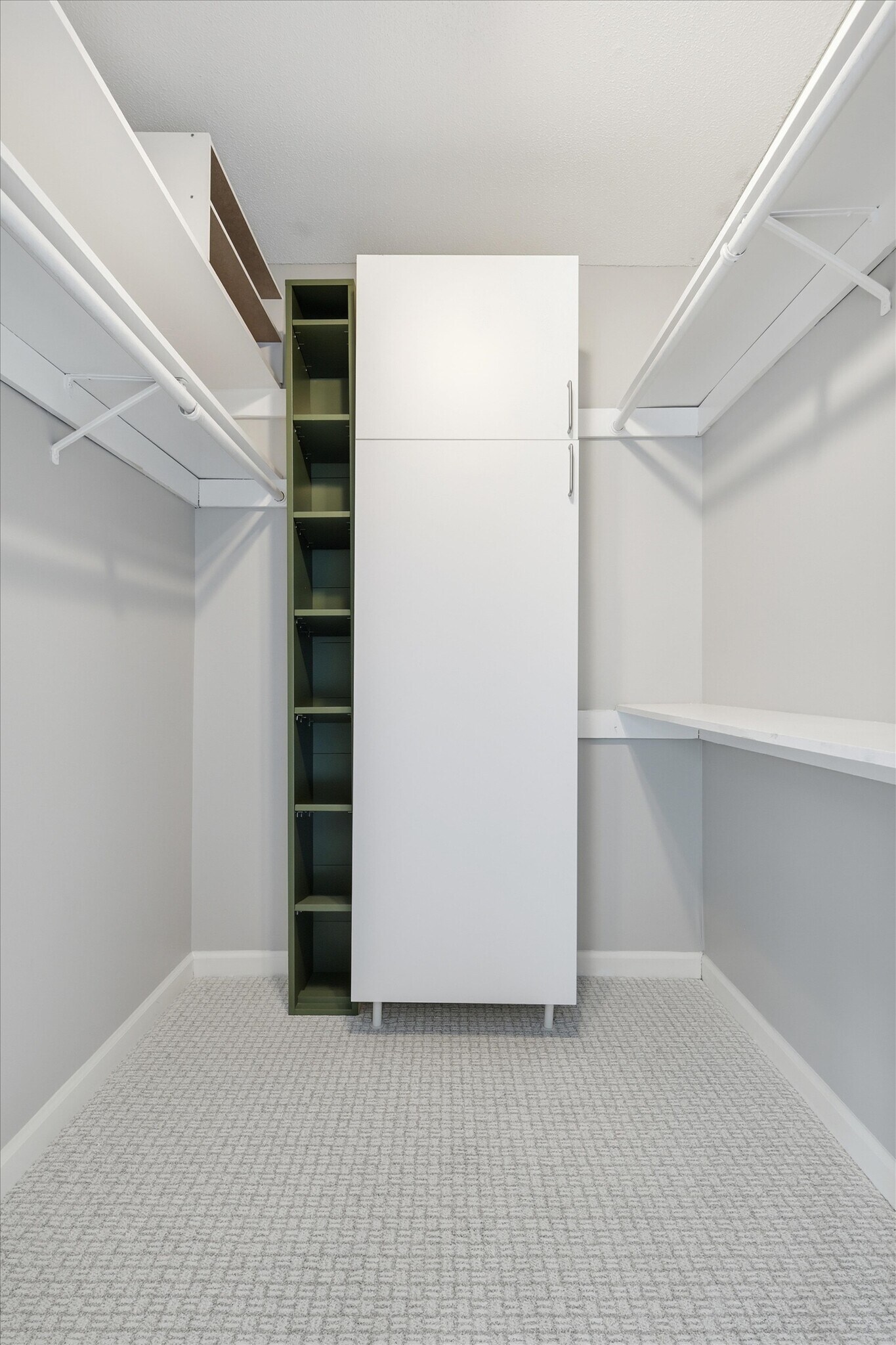 Building Photo - 5000 Baltimore Ave