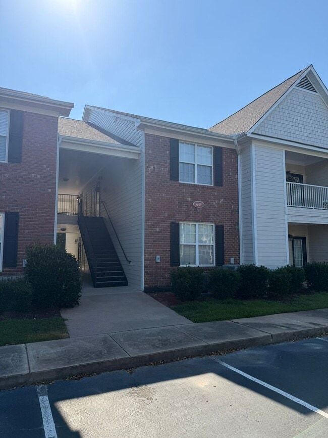 Building Photo - 649 Brandermill Rd