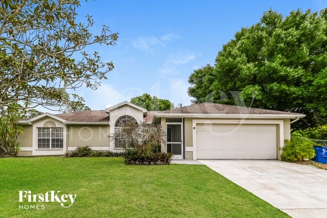 Building Photo - 708 Prospect Ave