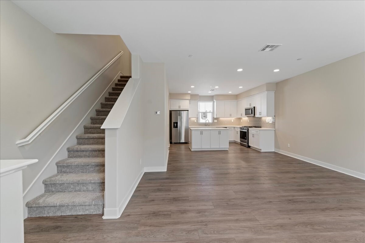 Building Photo - 4358 St Cloud Way