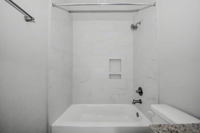 Building Photo - 288 Buckskin Dr