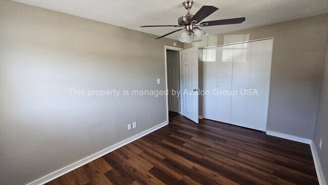 Building Photo - 7957 Jaguar Dr