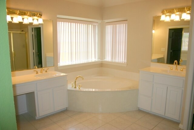 Building Photo - 2707 Creek Crossing Dr