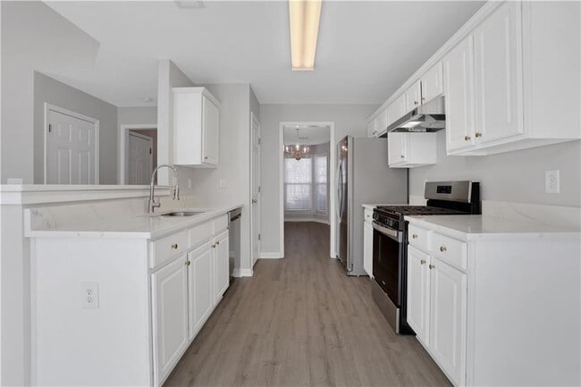 Building Photo - 617 Melilot Ln