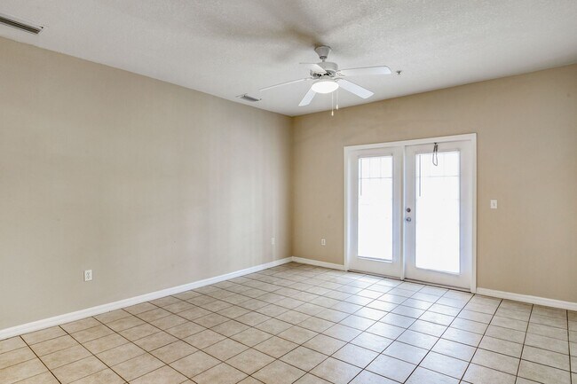 Interior Photo - A3443 Whispering Pines