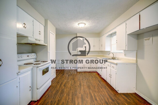 Building Photo - 3635 Rogene St