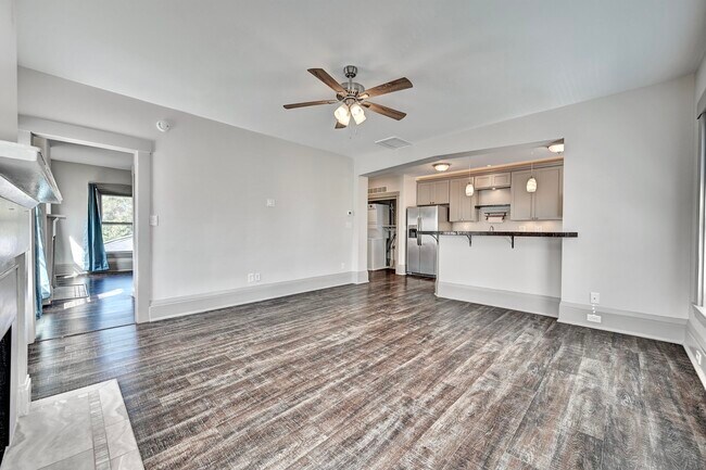 Building Photo - 519 Greenup St