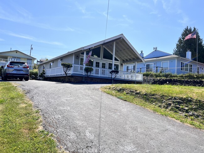 Building Photo - 10216 Steamboat Island Road Northwest