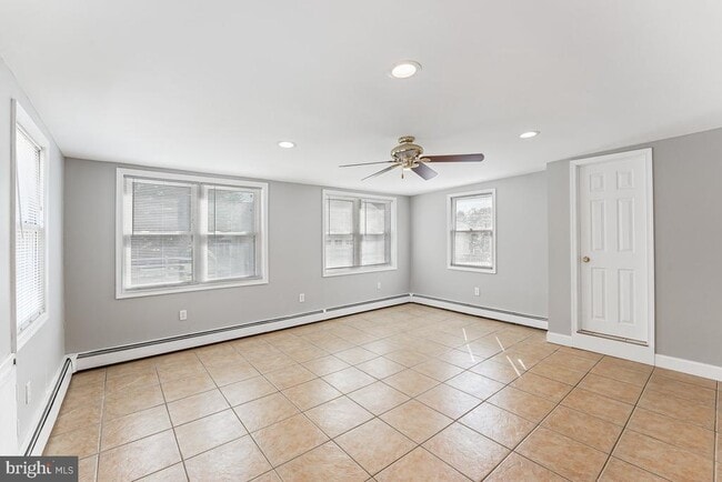 Building Photo - 4236 Florida Ave