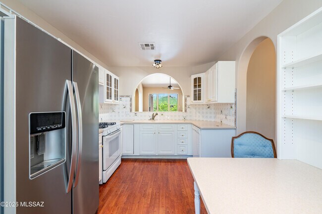 Building Photo - 11776 N Labyrinth Dr