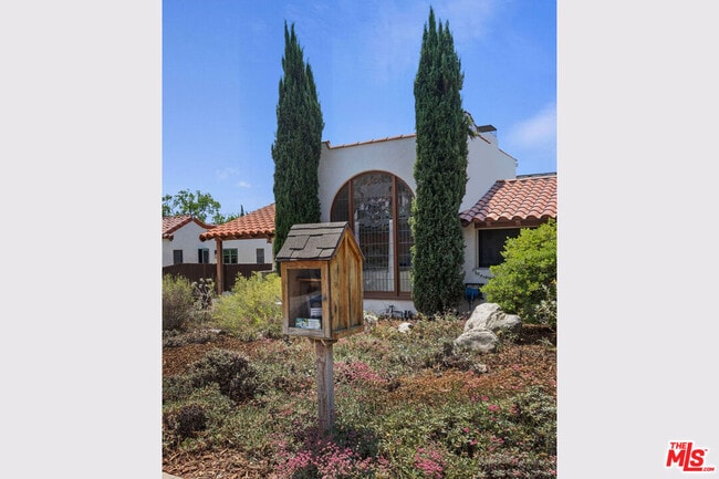 Building Photo - 1700 Morada Pl