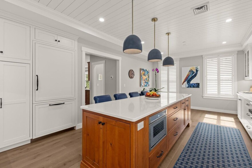 Building Photo - 28 Little Bay Dr