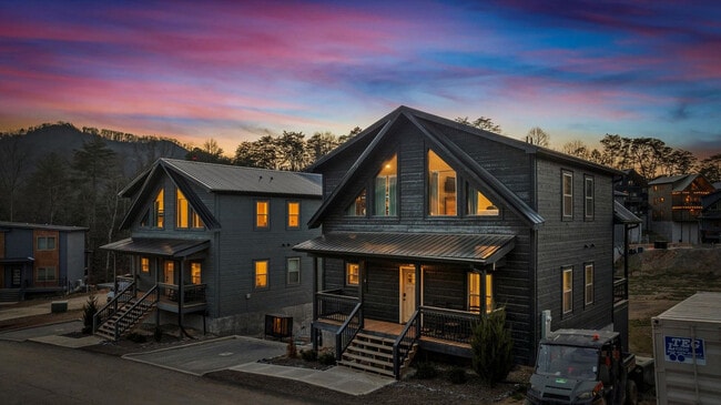 Building Photo - 528 Warbonnet Wy