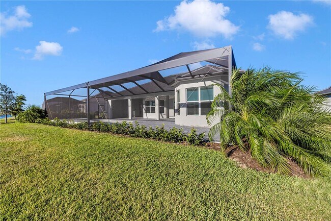 Building Photo - 12655 Wellen Golf St