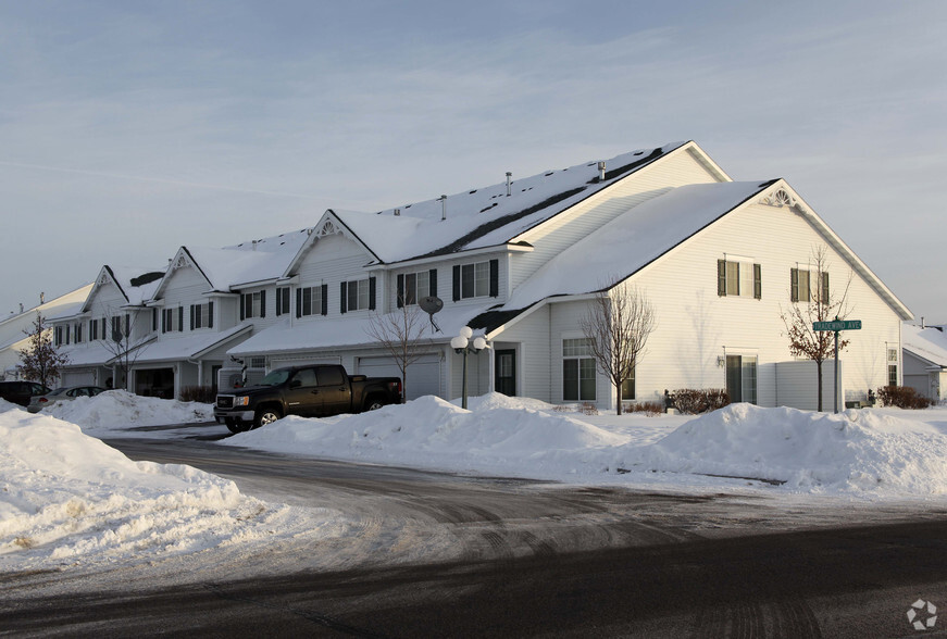 Building Photo - Sundance Villas