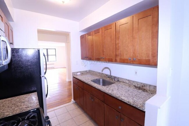 Building Photo - 2 bedroom in FLUSHING NY 11354