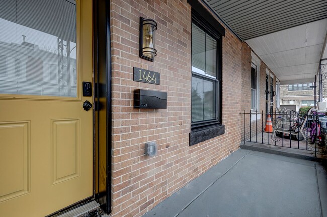 Building Photo - Welcome home to this newly renovated porch...