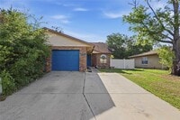 Building Photo - 7818 NE 21 Ave