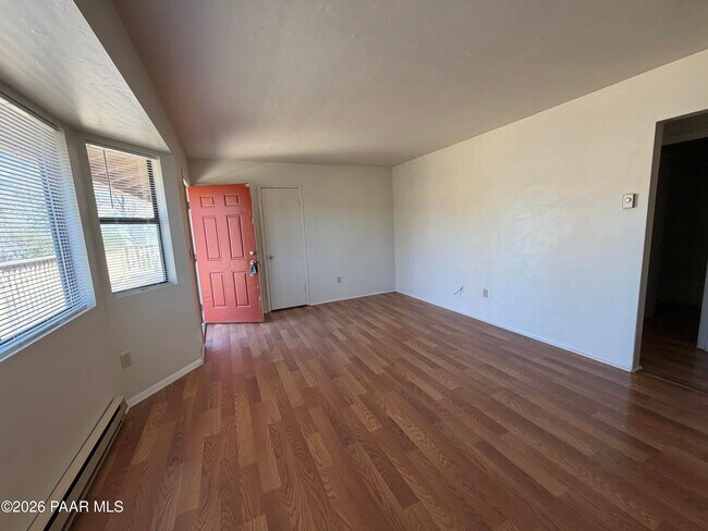 Building Photo - 408 Madison Ave