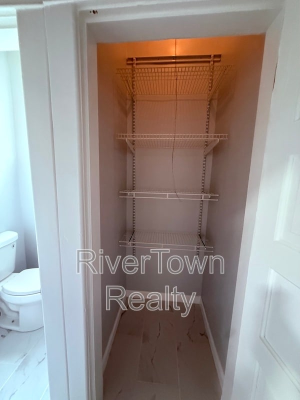 Building Photo - 2184 Cowden Ave