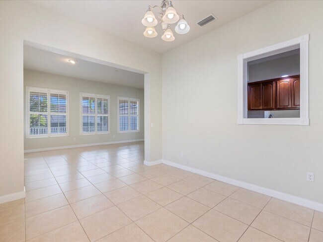 Building Photo - 4-bd,3-bth in The Isles-One Of Palmer Ranch’s Most Sought After Community