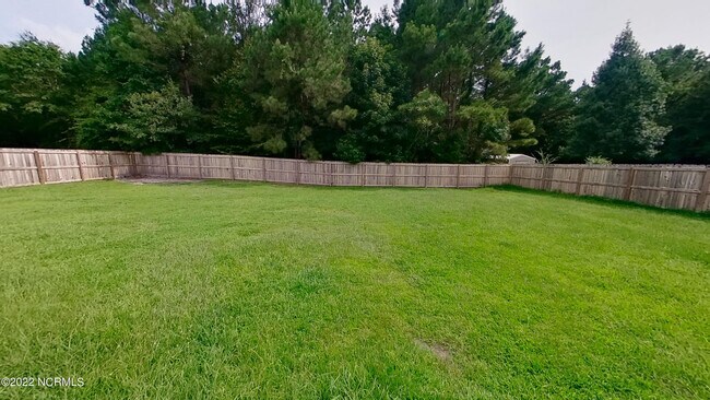 Building Photo - 1043 Shirley Dr