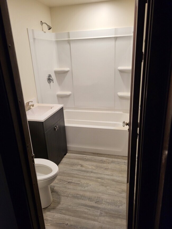 Building Photo - 310 Whittier Ave