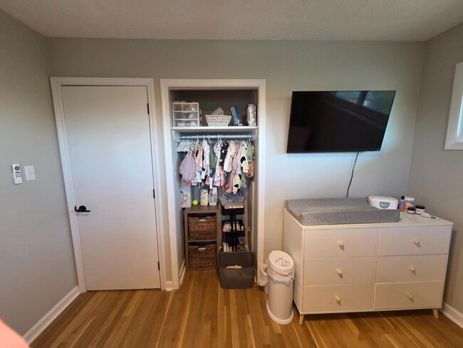 Building Photo - 100 9th Ave