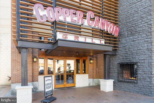 Building Photo - 7923 Eastern Ave NW