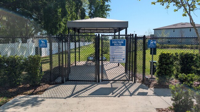 Building Photo - 6049 Shiner St