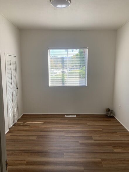Building Photo - 526 Camino El Estero